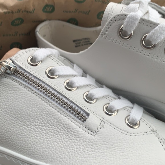 Sneakers. Leather Sneaker - Picture 10 of 12